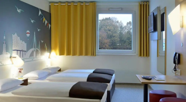 Трёхместный номер B&B Hotel Hamburg-Nord