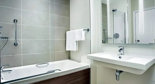 Семейный номер Superior Leonardo Hotel and Conference Venue Hinckley Island