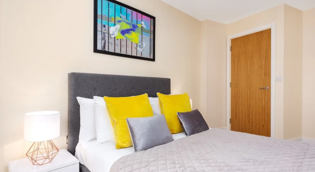 Charming 1-bed Apartment in, Canary Wharf