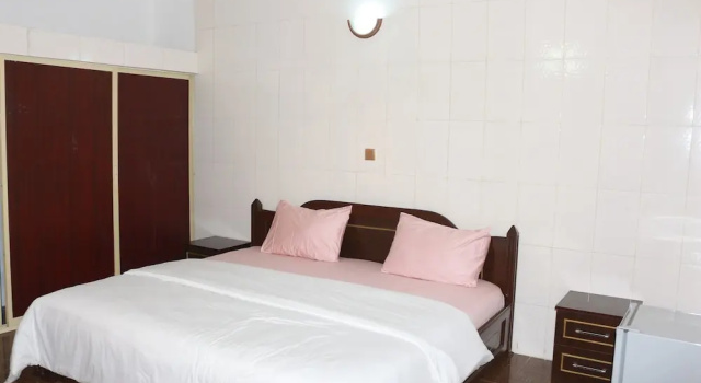 Номер Executive Class Suites Budget Ogba