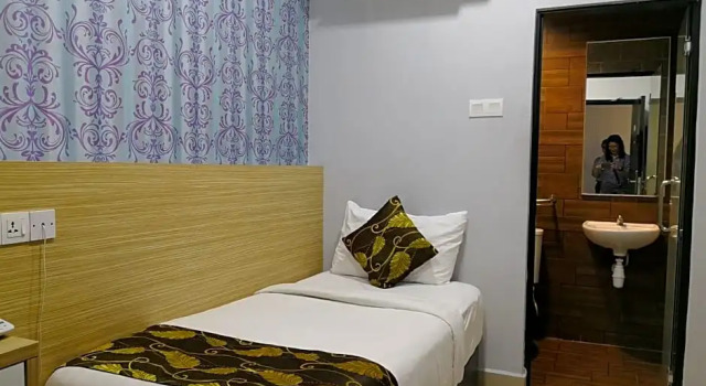 Номер Standard DMetro Hotel