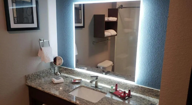 Номер Standard Best Western Premier Des Moines-Ankeny Hotel