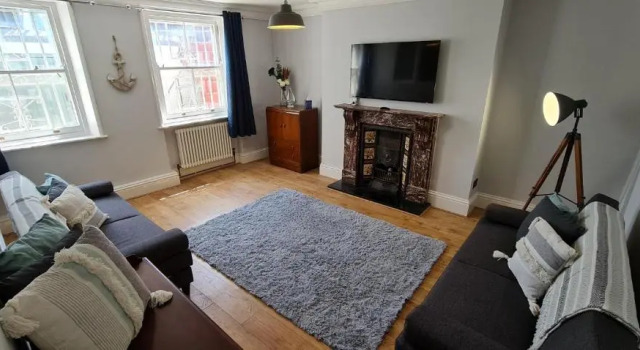 Коттедж c 1 комнатой Diamond Harbour - Whole Huge Apartment - WiFi - Beach - Ramsgate Town