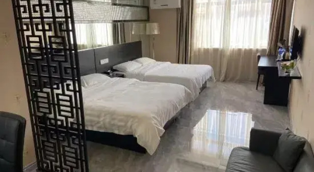 Люкс Home Inn Huayi Hotel (Kangping Hanguang Street)