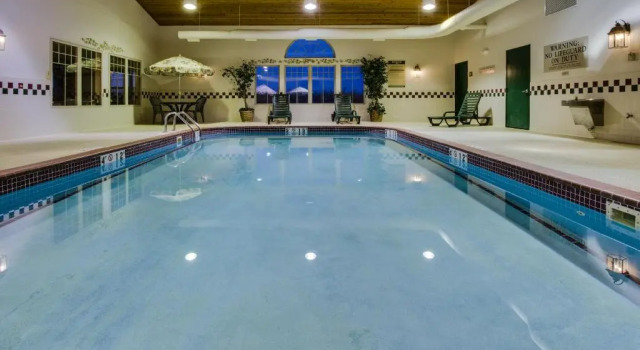 Номер Standard Country Inn & Suites by Radisson, Stockton, IL