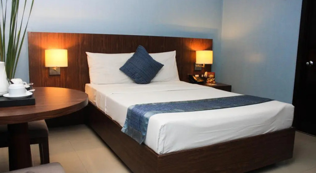 Номер Premier Manila Grand Opera Hotel