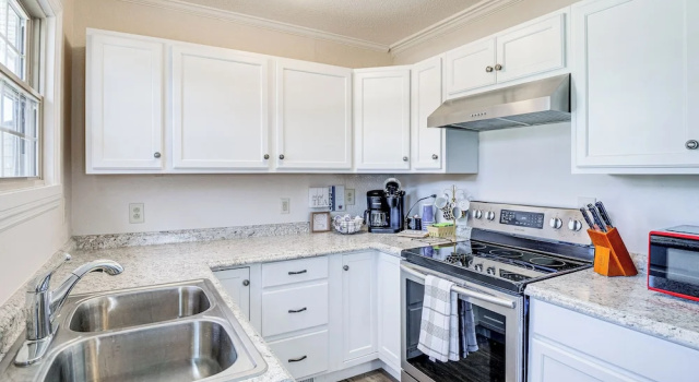 Коттедж с 3 комнатами Winchester Home w/ Views Near Tims Ford Lake!