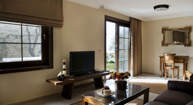 Люкс Comfort Sandima 37 Suites Hotel