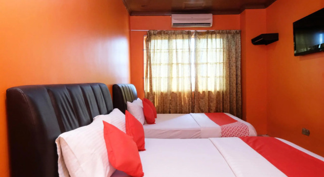 Люкс OYO 1028 15 Avenue Inn