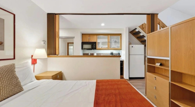 The Ridgeline & The Traverse by Avantstay 2 Slopeside Units + Hot Tub + Sauna + Heated Pool + Heart of Olympic Valley