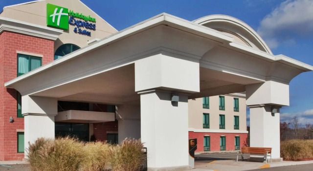 Holiday Inn Express Hotel & Suites Drums-Hazelton, Rezerwuj Hotel Drums The Poconos