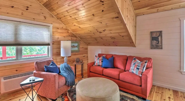 Апартаменты Mountain View Escape - 1 Mile to White River!