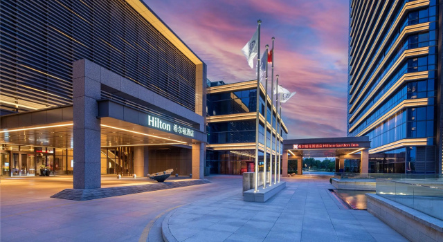 Hilton Suzhou Wuzhong, Rezerwuj Hotel Hotele 4-gwiazdkowe w Jiangsu, 4*