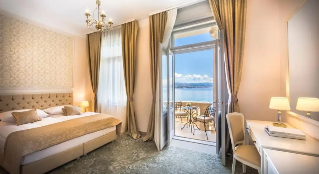 Двухместный номер Superior с балконом и с видом на море Hotel Bellevue - by Liburnia Hotels & Villas