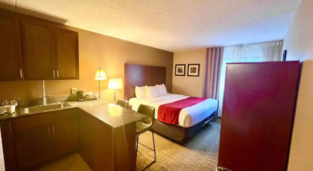 Люкс The Clocktower Hotel Latham - North Albany, an Ascend Collection Hotel