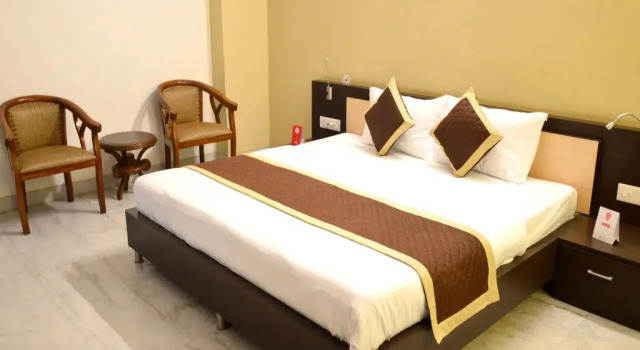 N 71 Rooms & Banquets, Забронировать Отель Отели штата Раджастхана с парковкой, Парковка
