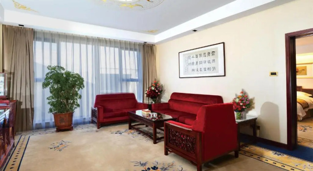 Люкс Business Imperial Palace Hotel
