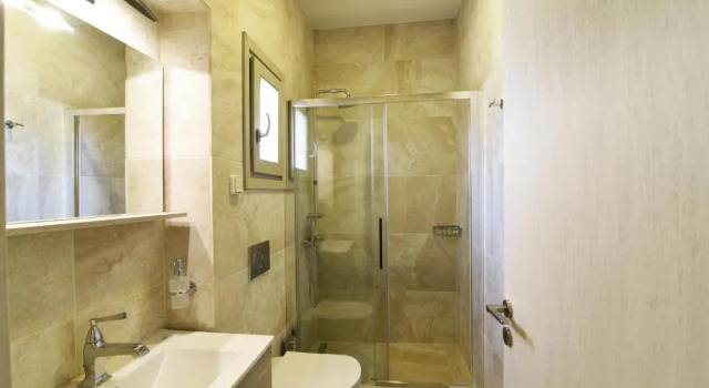 Апартаменты Цокольный этаж Sifanto Mare Apartments