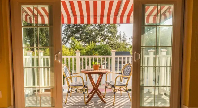 Студия Deluxe Inn St Helena