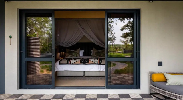 Четырёхместный люкс Kruger Shalati - Train on The Bridge & Garden Suites