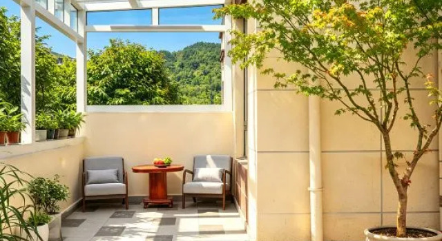 Celeste Cloud Realm – Luxe Oxygen-Equipped Highland Retreat by the Starlit Stupa (Dukezong Old Town)