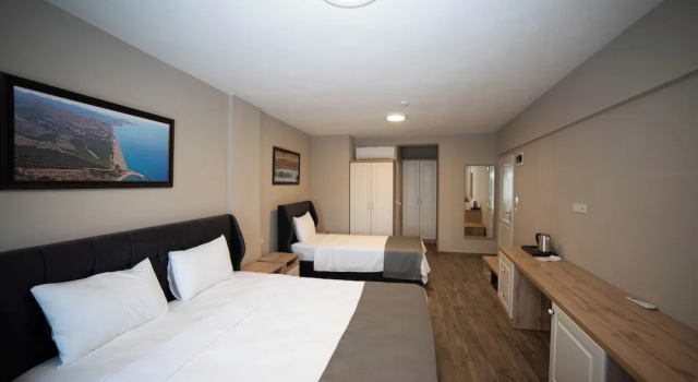 Трёхместный номер Superior с балконом İmroz Elia Hotel