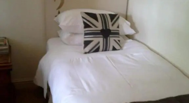 Standard Yhden hengen huone Cornerstones Guest House