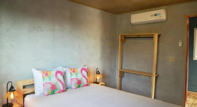 Hostel Villa Vento Surf Morrillo, Book Hostel / Vandrerhjem Hostels i Morrillo, Hostel / Vandrerhjem
