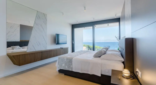 Вилла Luxury Villa Soleil with Swimming Pool