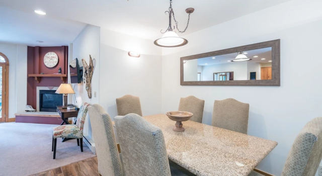 Bear Creek Lodge 203a 1 Bedroom Condo by Alpine Lodging Telluride, Buchen Sie Ferienwohnung Hotels in Telluride ski mit Parkplatz, Parkplätze
