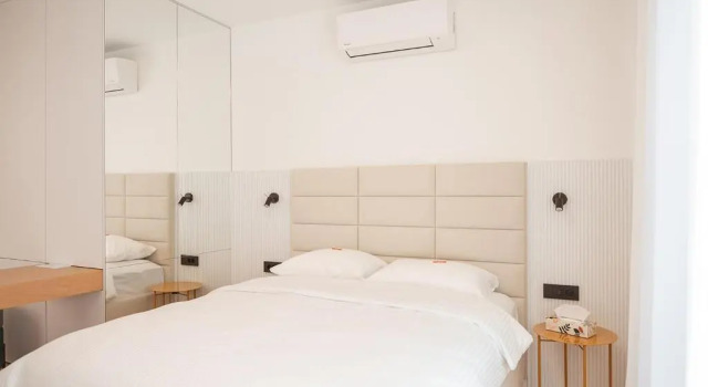 26Bricks Luxury Suites, Rezervovat Apartmán Hotely v Bihor s parkováním, Parkování