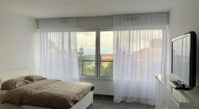 Студия Great studio with a sea view and parking in 400 meters from Monaco