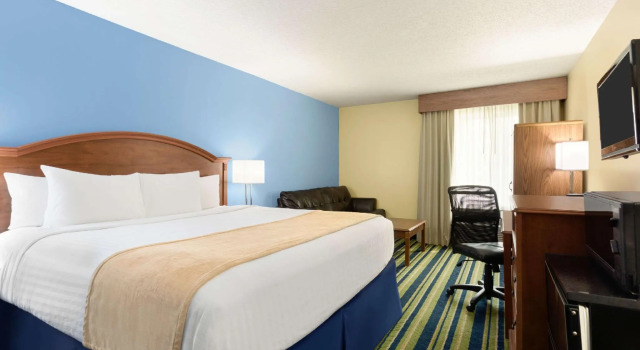 Номер Deluxe Days Inn by Wyndham Fargo - West Acres