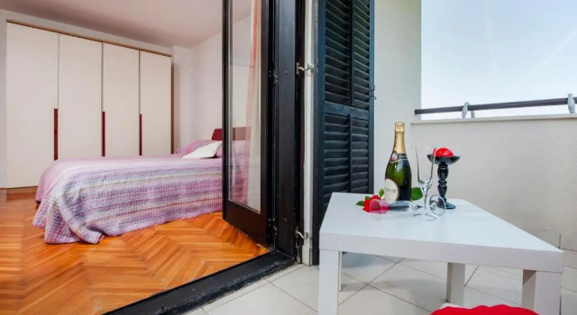 Апартаменты Cerin Apartment