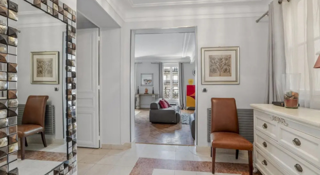 Luxury 4 Bed Residence - Next to Arc de Triomphe