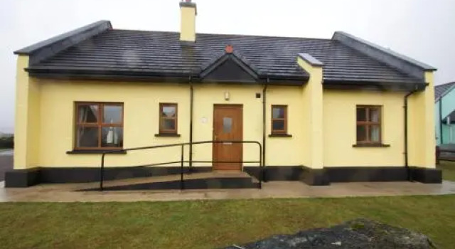 Sperrin View Cottages, Забронировать Отель Кукстаун 