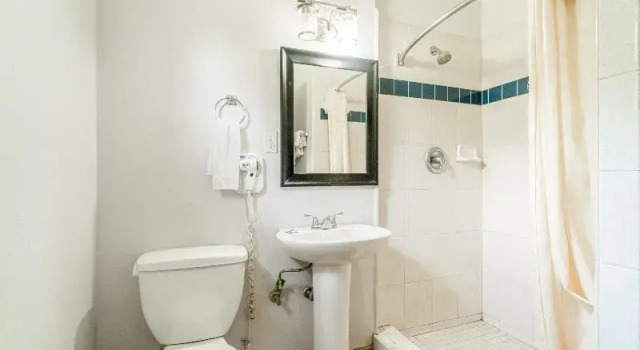 Двухместный номер Deluxe OYO Budget Inn Falfurrias Hwy 281