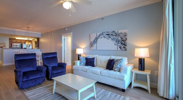 Waterscape A407 2 Bedroom Condo, Varaa Huoneisto Hotellit Emerald Coast uima-altaalla, Uima-allas