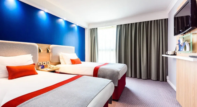 Номер Standard Holiday Inn Express Portsmouth Gunwharf Quays by IHG