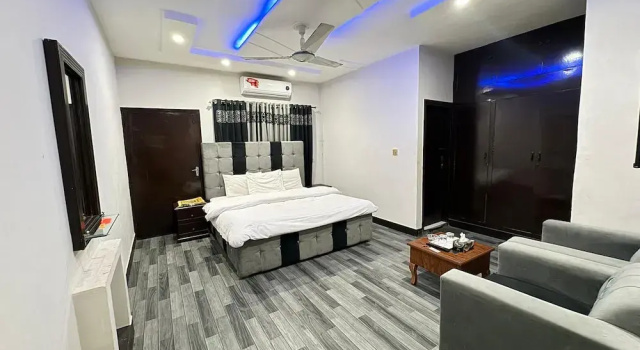 Двухместный номер Standard Serene Inn F10