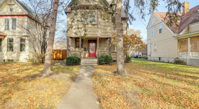 Апартаменты Central Duplex Townhome Close to Twin Cities