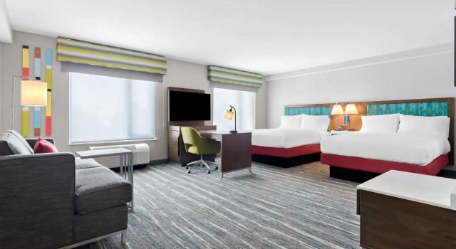 Hampton Inn & Suites by Hilton Chicago Medical District UIC, Забронировать Отель Отели Иллинойс 3 звезды, 3*