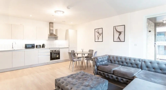 Brand New Luxurious 2-bed Apartment in Barking