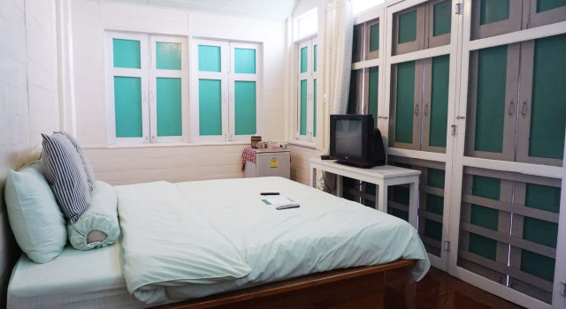 R-Lampang Guest House, Забронировать Гостевой дом Отели Лампанг с завтраком, рядом с Уличный рынок «Кад Кун Та», Завтраки