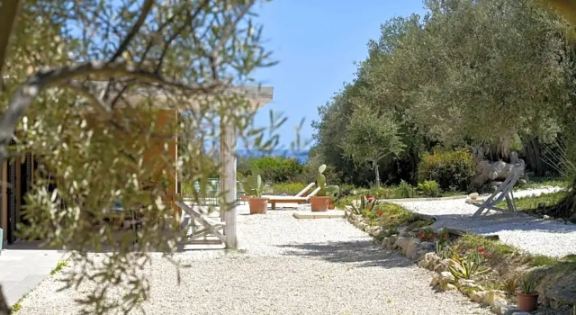 LUCCICAMARE family-run BeB, Book Hotel Hotels in Sicily with Parking, Parking