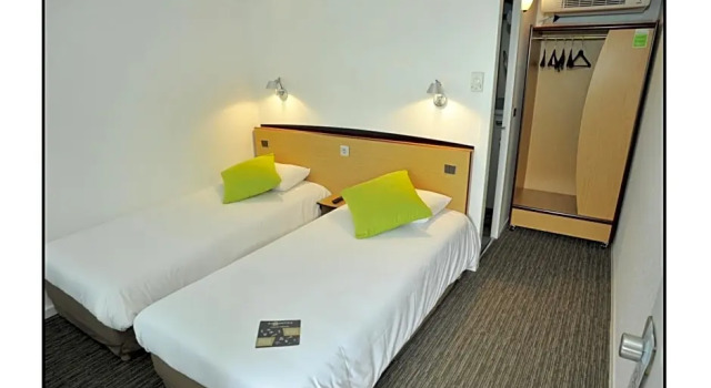 Номер Standard Kyriad Chalons En Champagne - Saint Martin