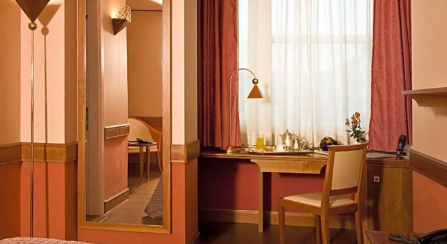 Einzel Zimmer Sangallo Palace