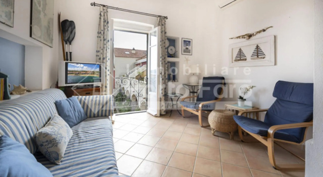 Apartment 17 Centro - THREE ROOM APARTMENT WITH SEASIDE VIEW BY THE PIAZZETTA OF PORTO FARO-17C PORTO FARO, Book Lejlighed Palau Emerald Coast
