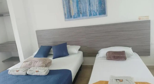 Трёхместный семейный номер Standard Hotel Palo Grande CF Pereira