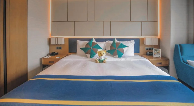 Номер Deluxe c 1 комнатой с балконом Somerset Swan Lake Hefei